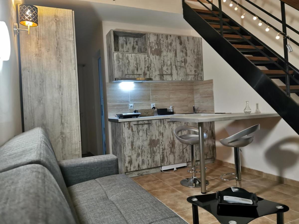 Hotel Capital Lux نيدري المظهر الخارجي الصورة